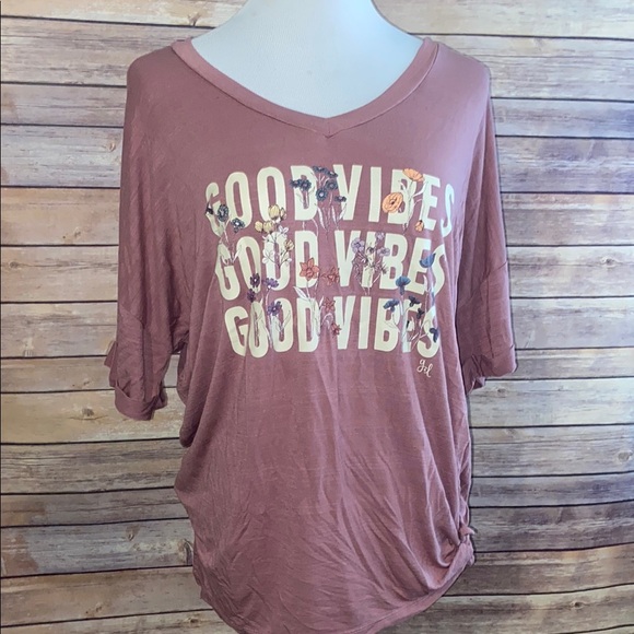 Grace & Lace Tops - 🎈Sale🎈Grace & Lace Super Comfy Oversized Graphic Tee